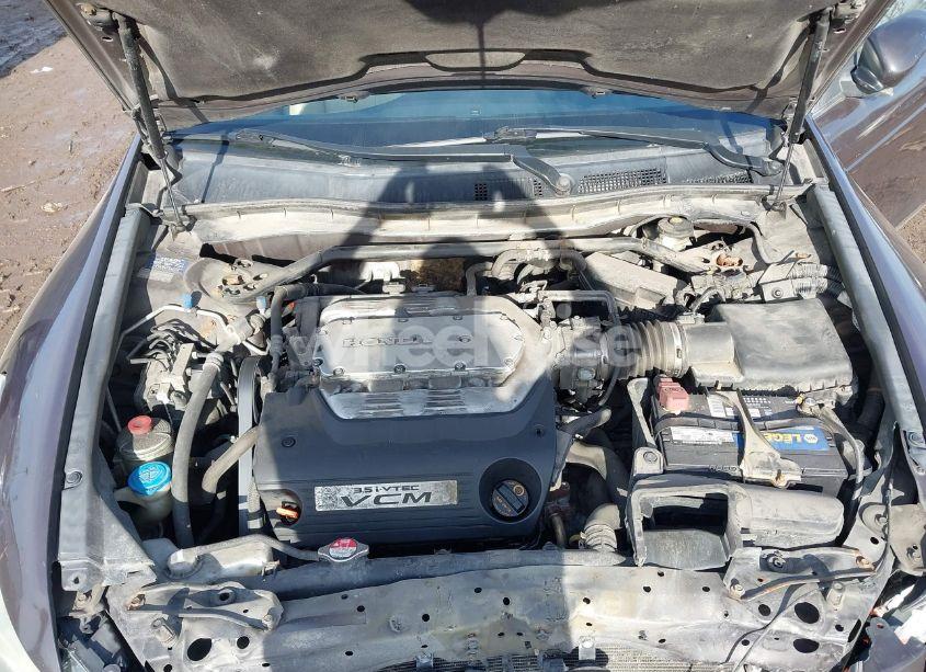 Photo 10 of 2011 Honda Accord 3.5 EX-L (VIN 1HGCP3F84BA004204)