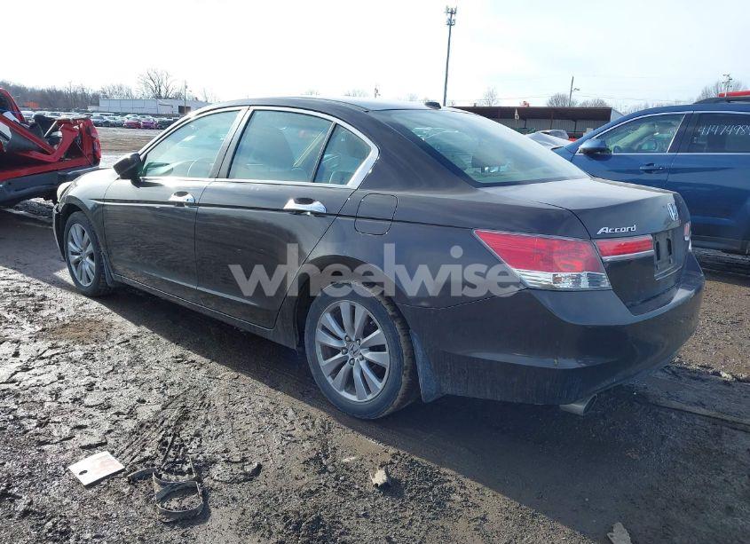 Photo 3 of 2011 Honda Accord 3.5 EX-L (VIN 1HGCP3F84BA004204)