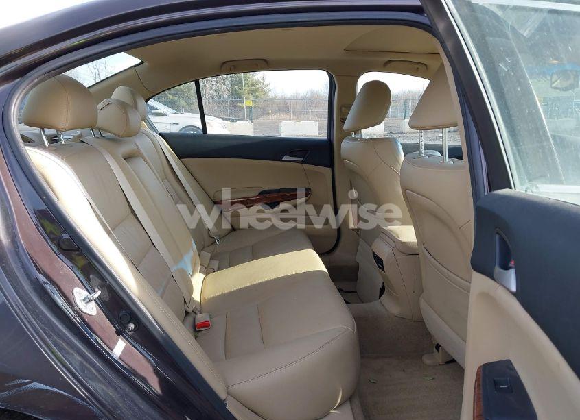 Photo 8 of 2011 Honda Accord 3.5 EX-L (VIN 1HGCP3F84BA004204)