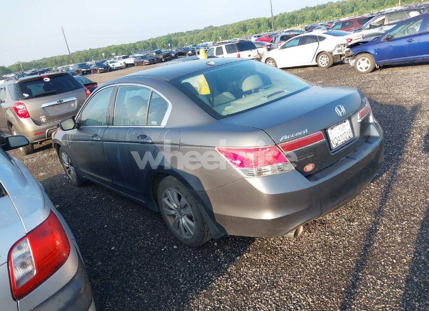 Photo 3 of 2011 Honda Accord 3.5 EX-L (VIN 1HGCP3F84BA011038)