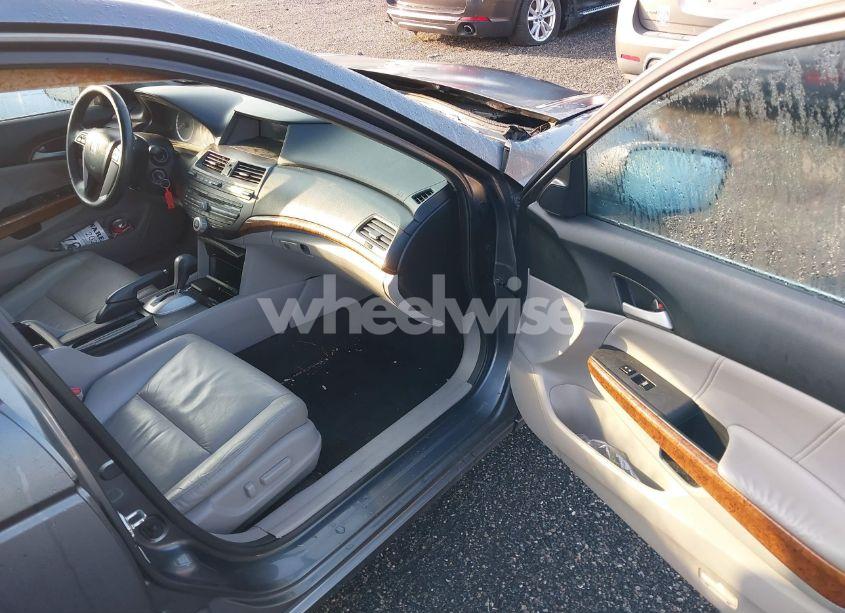 Photo 5 of 2011 Honda Accord 3.5 EX-L (VIN 1HGCP3F84BA011038)