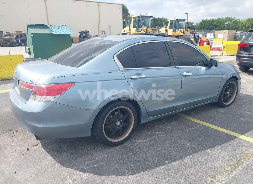 Photo 4 of 2012 Honda Accord 3.5 EX-L (VIN 1HGCP3F84CA015642)