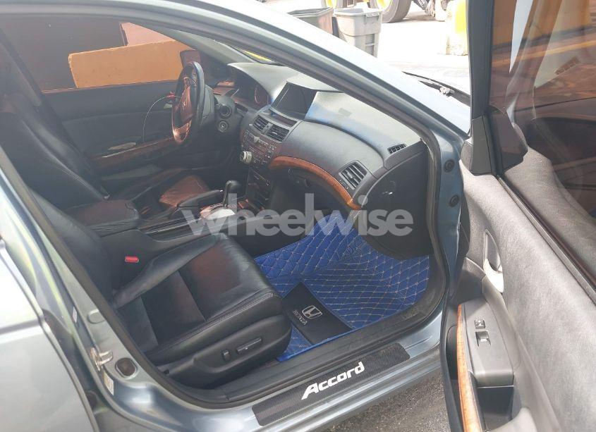 Photo 5 of 2012 Honda Accord 3.5 EX-L (VIN 1HGCP3F84CA015642)