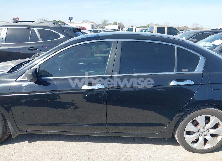 Photo 14 of 2010 Honda Accord 3.5 EX-L (VIN 1HGCP3F85AA003531)