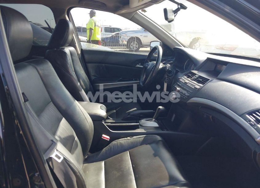 Photo 5 of 2010 Honda Accord 3.5 EX-L (VIN 1HGCP3F85AA003531)