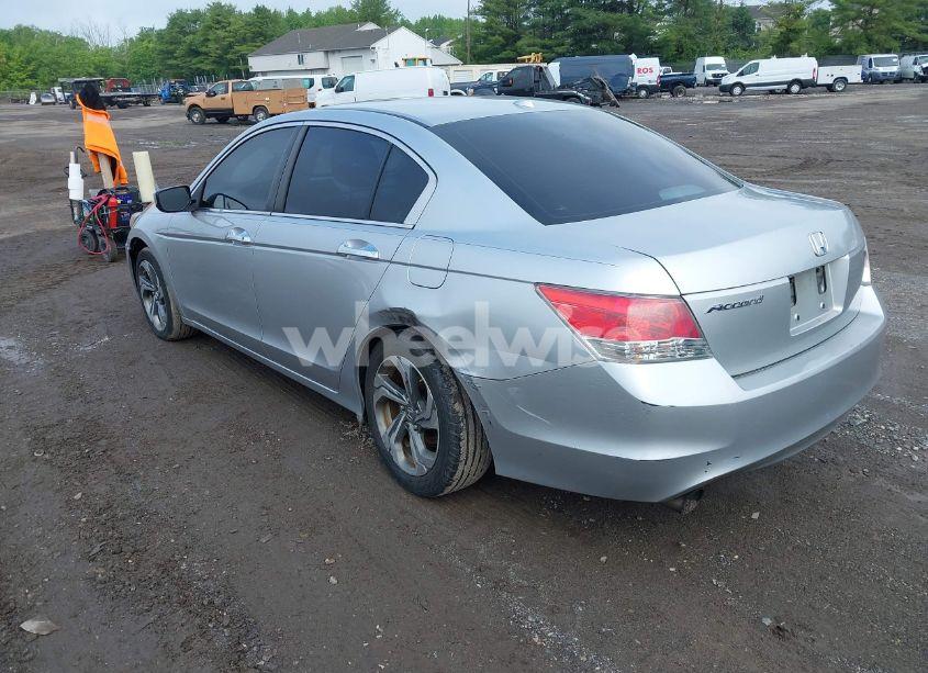 Photo 3 of 2010 Honda Accord 3.5 EX-L (VIN 1HGCP3F85AA003707)