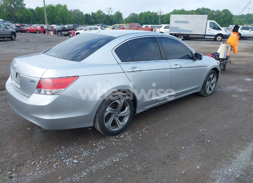 Photo 4 of 2010 Honda Accord 3.5 EX-L (VIN 1HGCP3F85AA003707)