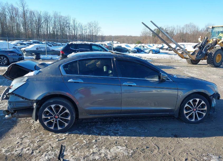 Photo 13 of 2010 Honda Accord 3.5 EX-L (VIN 1HGCP3F85AA012570)