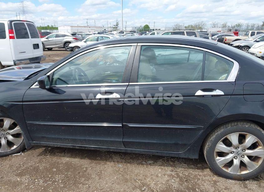 Photo 15 of 2010 Honda Accord 3.5 EX-L (VIN 1HGCP3F85AA016912)