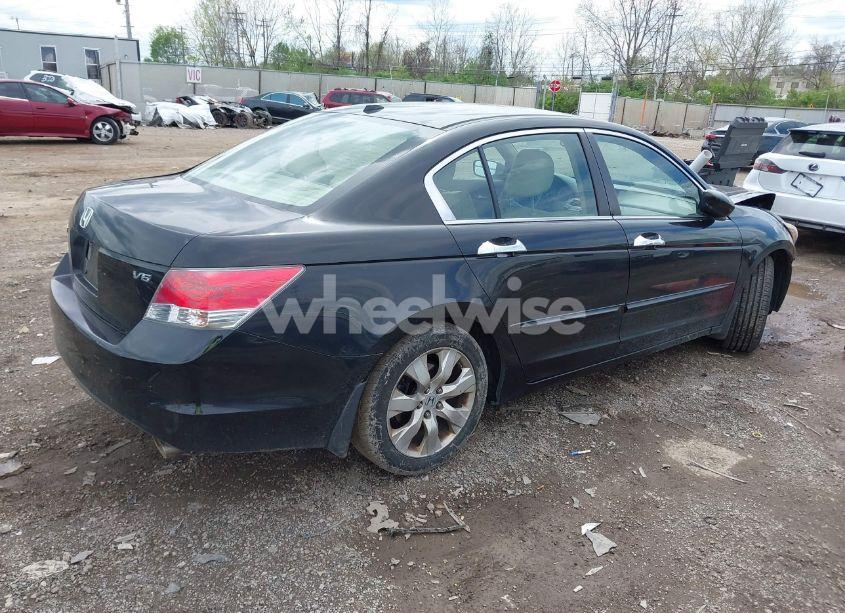 Photo 4 of 2010 Honda Accord 3.5 EX-L (VIN 1HGCP3F85AA016912)