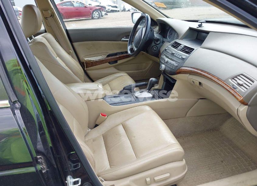 Photo 5 of 2010 Honda Accord 3.5 EX-L (VIN 1HGCP3F85AA016912)