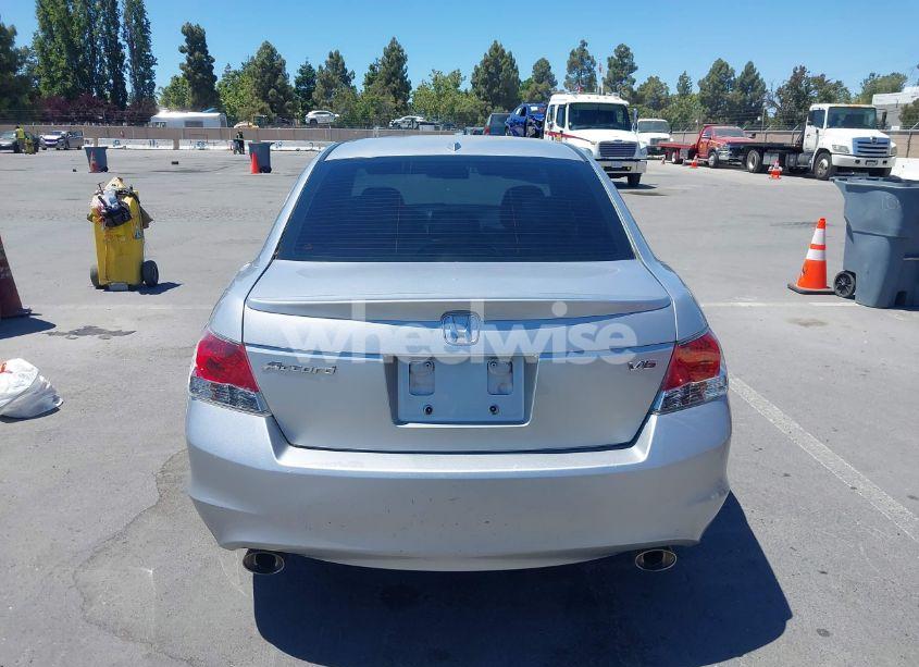 Photo 17 of 2010 Honda Accord 3.5 EX-L (VIN 1HGCP3F85AA032303)