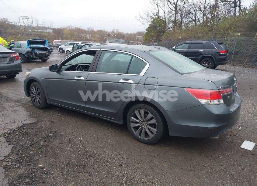 Photo 3 of 2011 Honda Accord 3.5 EX-L (VIN 1HGCP3F85BA000159)