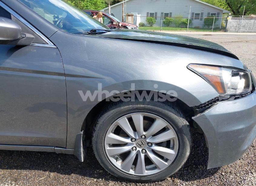 Photo 19 of 2011 Honda Accord 3.5 EX-L (VIN 1HGCP3F85BA004390)
