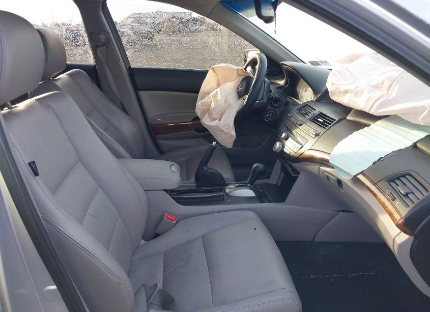 Photo 5 of 2011 Honda Accord 3.5 EX-L (VIN 1HGCP3F85BA017351)