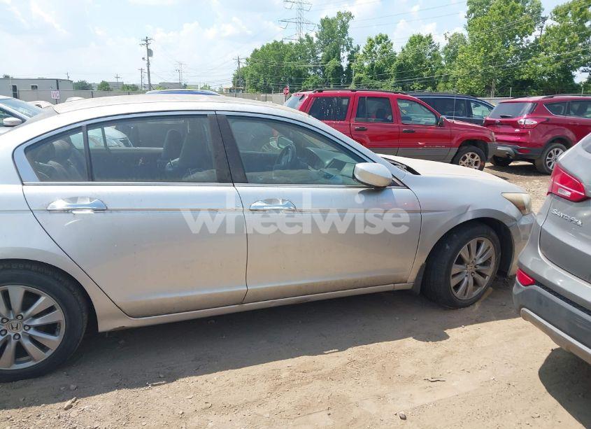Photo 14 of 2011 Honda Accord 3.5 EX-L (VIN 1HGCP3F85BA022789)