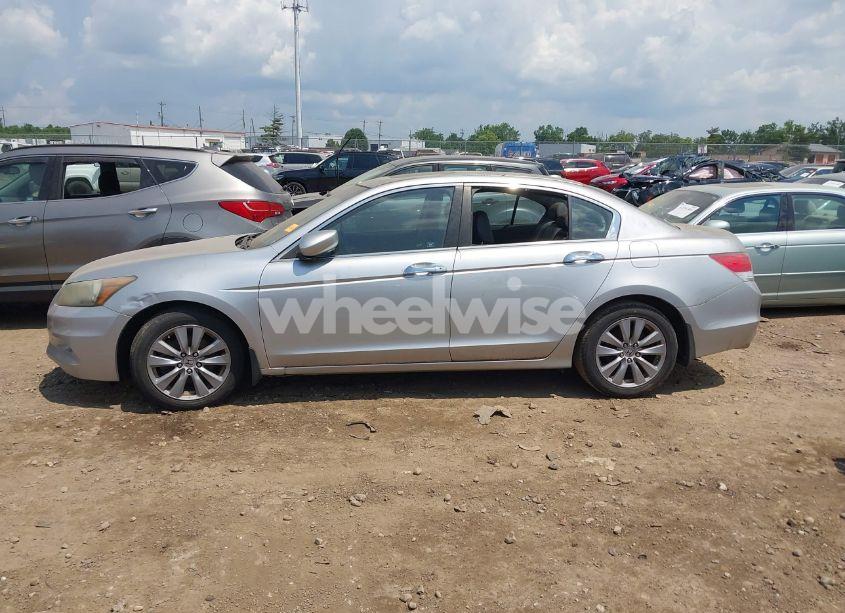 Photo 15 of 2011 Honda Accord 3.5 EX-L (VIN 1HGCP3F85BA022789)
