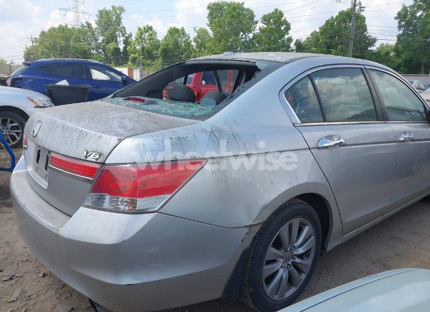 Photo 4 of 2011 Honda Accord 3.5 EX-L (VIN 1HGCP3F85BA022789)