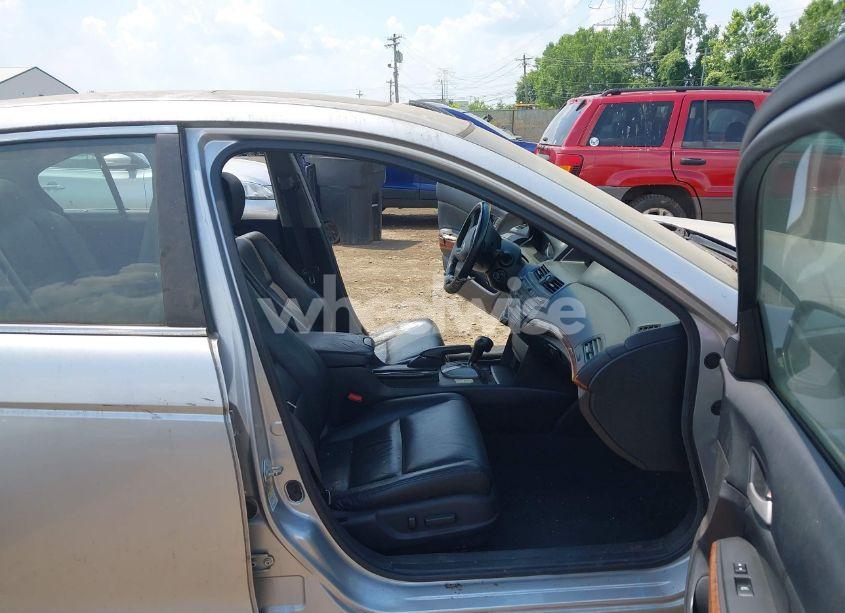 Photo 5 of 2011 Honda Accord 3.5 EX-L (VIN 1HGCP3F85BA022789)