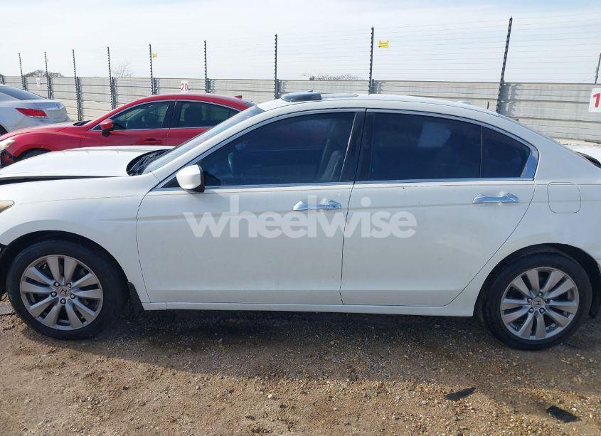 Photo 15 of 2012 Honda Accord SDN (VIN 1HGCP3F85CA023720)