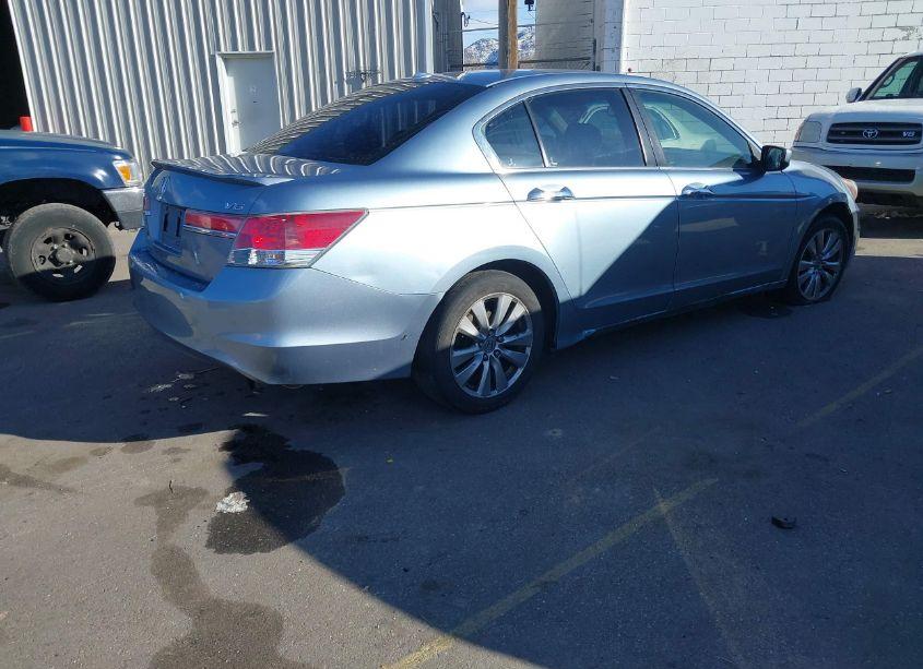 Photo 4 of 2012 Honda Accord 3.5 EX-L (VIN 1HGCP3F85CA027072)