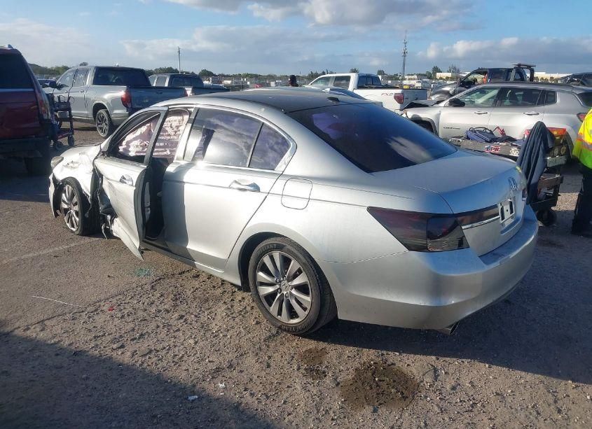 Photo 3 of 2012 Honda Accord 3.5 EX-L (VIN 1HGCP3F85CA028495)