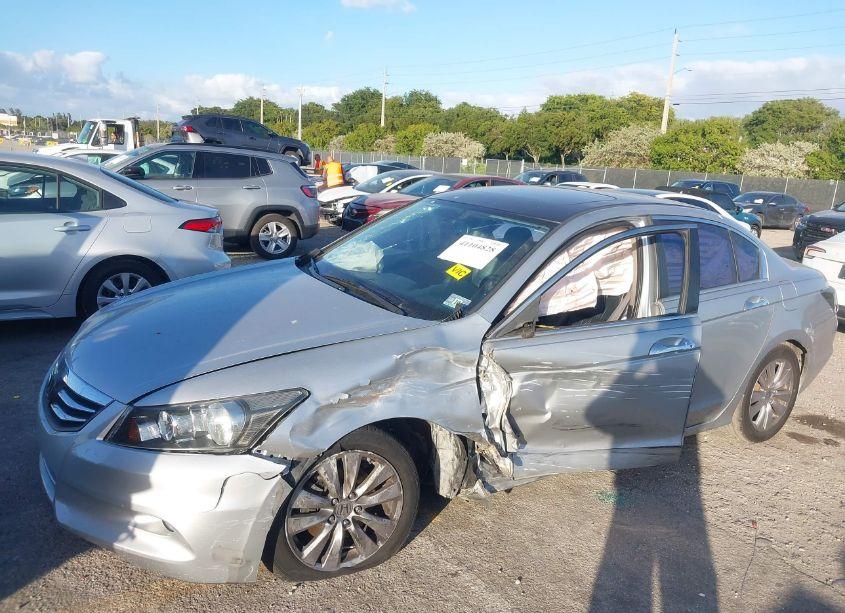 Photo 6 of 2012 Honda Accord 3.5 EX-L (VIN 1HGCP3F85CA028495)