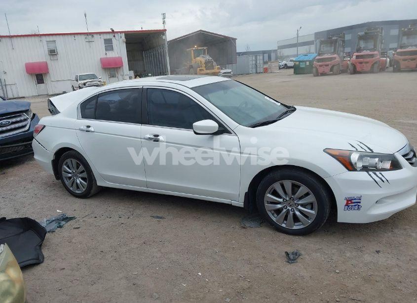 Photo 13 of 2012 Honda Accord SDN (VIN 1HGCP3F85CA029467)