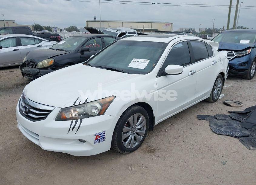 Photo 2 of 2012 Honda Accord SDN (VIN 1HGCP3F85CA029467)