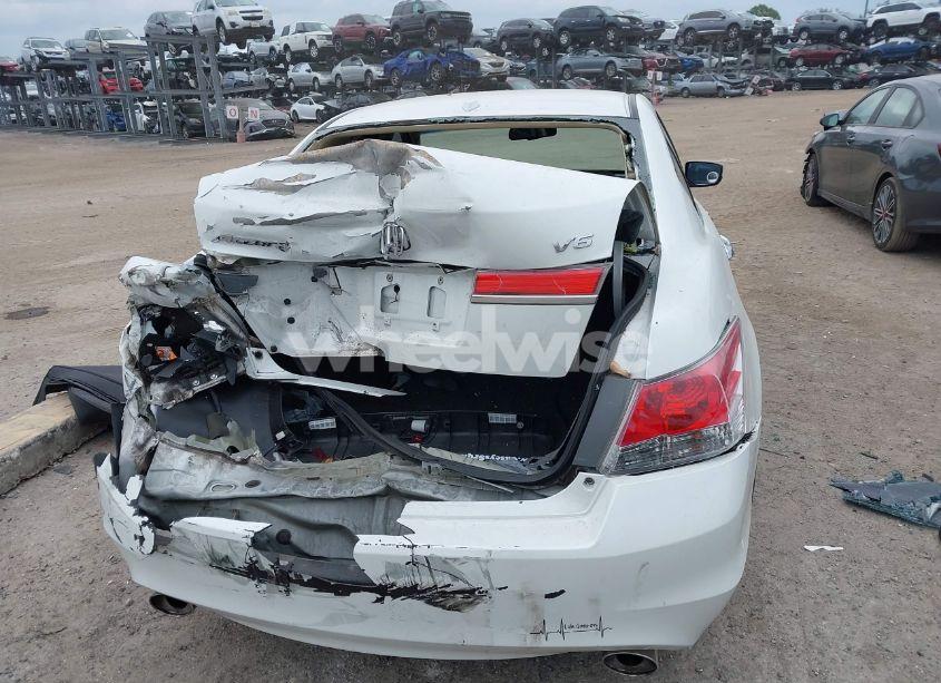 Photo 6 of 2012 Honda Accord SDN (VIN 1HGCP3F85CA029467)
