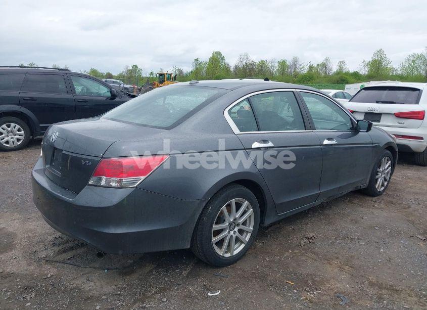 Photo 4 of 2010 Honda Accord 3.5 EX-L (VIN 1HGCP3F86AA005692)