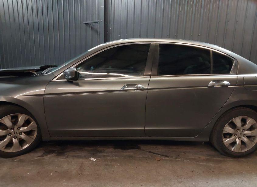 Photo 14 of 2010 Honda Accord 3.5 EX-L (VIN 1HGCP3F86AA027126)