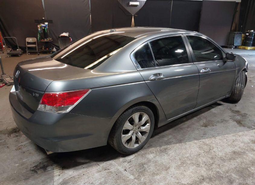 Photo 4 of 2010 Honda Accord 3.5 EX-L (VIN 1HGCP3F86AA027126)