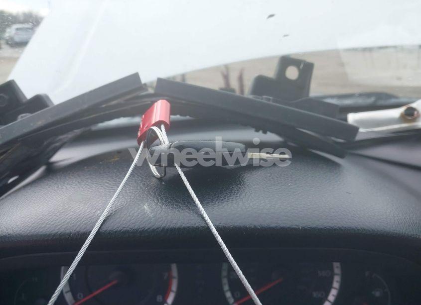 Photo 11 of 2011 Honda Accord 3.5 EX-L (VIN 1HGCP3F86BA005595)