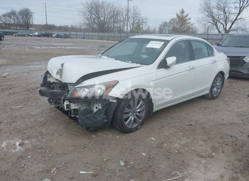 Photo 2 of 2011 Honda Accord 3.5 EX-L (VIN 1HGCP3F86BA005595)