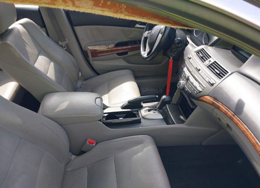 Photo 5 of 2011 Honda Accord 3.5 EX-L (VIN 1HGCP3F86BA010005)