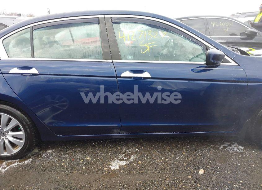 Photo 14 of 2011 Honda Accord 3.5 EX-L (VIN 1HGCP3F86BA010411)