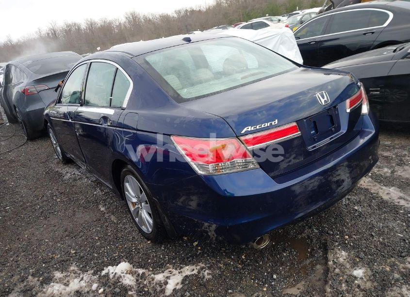 Photo 3 of 2011 Honda Accord 3.5 EX-L (VIN 1HGCP3F86BA010411)