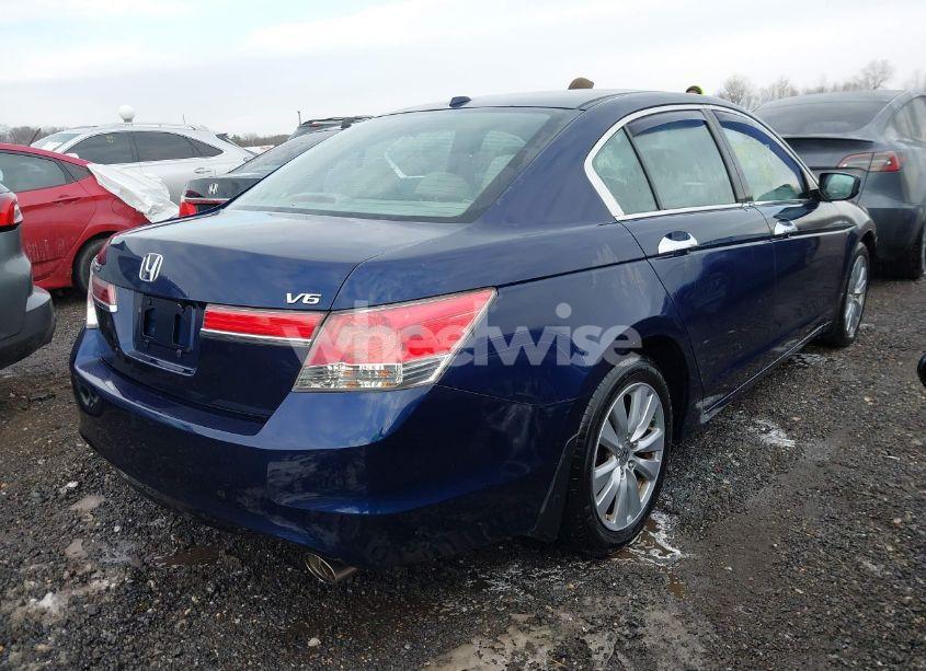 Photo 4 of 2011 Honda Accord 3.5 EX-L (VIN 1HGCP3F86BA010411)