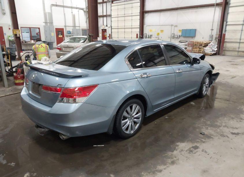 Photo 4 of 2011 Honda Accord 3.5 EX-L (VIN 1HGCP3F86BA014409)
