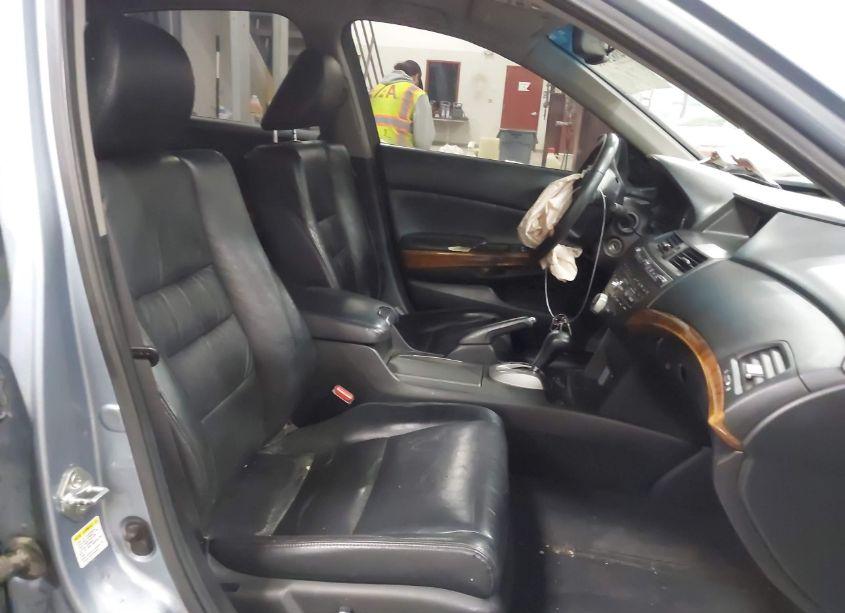 Photo 5 of 2011 Honda Accord 3.5 EX-L (VIN 1HGCP3F86BA014409)