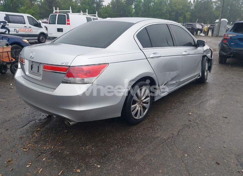 Photo 4 of 2011 Honda Accord 3.5 EX-L (VIN 1HGCP3F86BA015723)