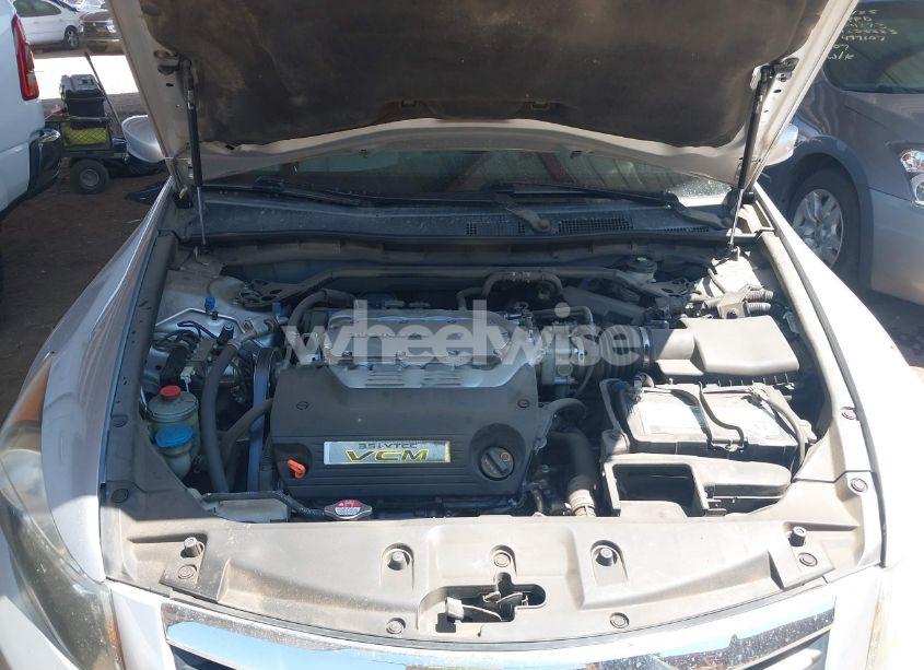 Photo 10 of 2012 Honda Accord 3.5 EX-L (VIN 1HGCP3F86CA034080)