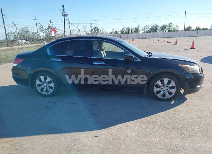 Photo 13 of 2010 Honda Accord 3.5 EX-L (VIN 1HGCP3F87AA009833)