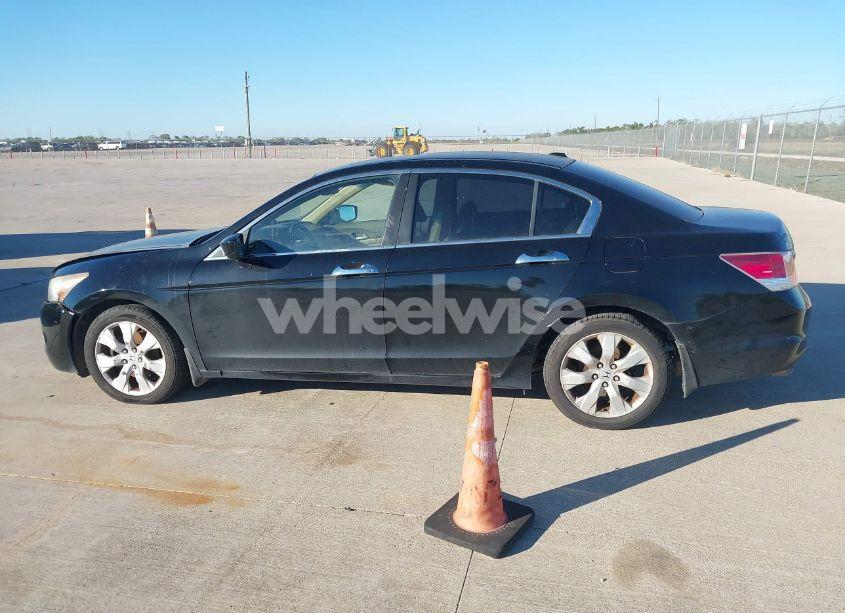 Photo 14 of 2010 Honda Accord 3.5 EX-L (VIN 1HGCP3F87AA009833)