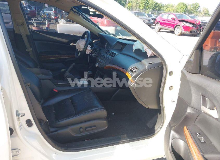 Photo 5 of 2010 Honda Accord 3.5 EX-L (VIN 1HGCP3F87AA010951)