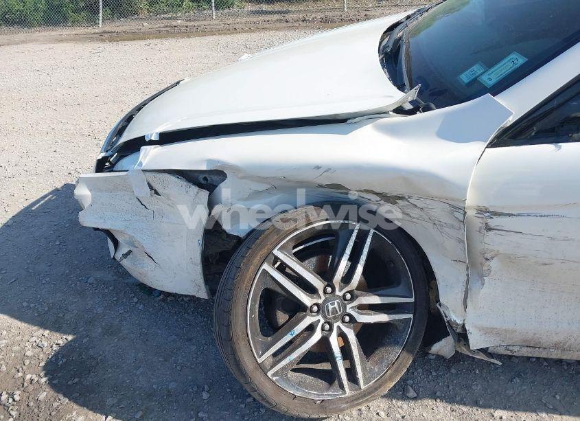 Photo 6 of 2010 Honda Accord 3.5 EX-L (VIN 1HGCP3F87AA010951)