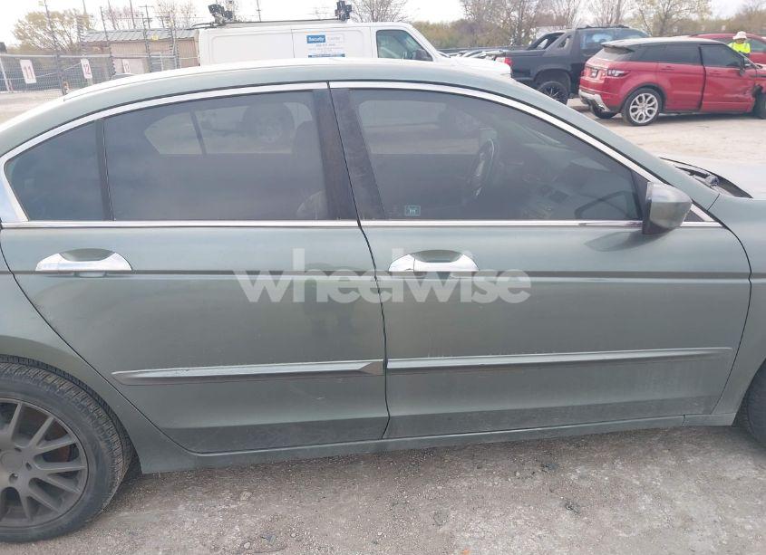 Photo 13 of 2010 Honda Accord 3.5 EX-L (VIN 1HGCP3F87AA019570)