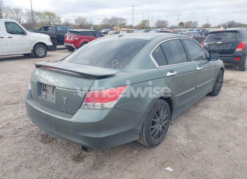 Photo 4 of 2010 Honda Accord 3.5 EX-L (VIN 1HGCP3F87AA019570)
