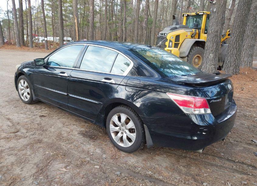 Photo 3 of 2010 Honda Accord 3.5 EX-L (VIN 1HGCP3F87AA019620)